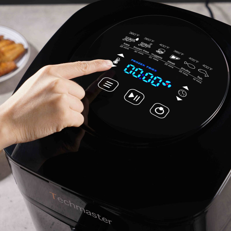 How to avoid tipping over when cooking in an electronic air fryer?