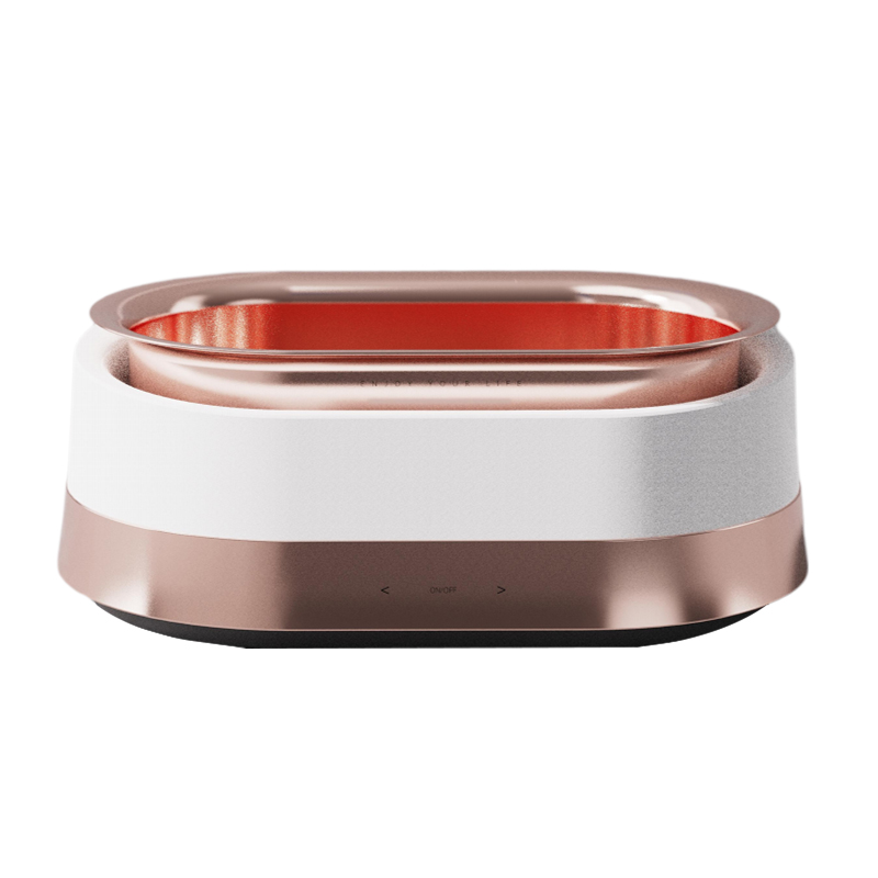 How does the paraffin bath beauty instrument's wax film forming technology achieve uniform wrapping to optimize beauty results?